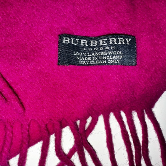 AUTHENTIC Burberry Lambswool Scarf EUC - Picture 2 of 6